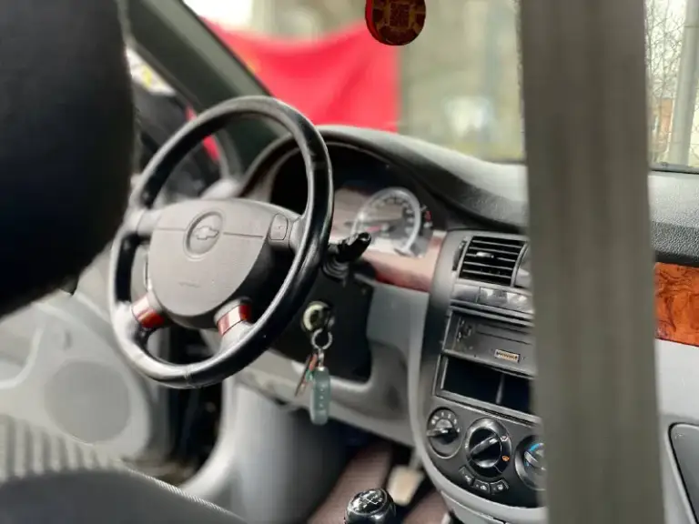 Продам chivrolet lacetti
Год выпуска 2008
Комплектация (люкс)

Автомобиль в хорошем
Состоянии
Вложений не каких не требует

(Двигатель) в полном порядке не дымит не троит масло не ест

(Кпп) в хорошем состоянии
Не хрустит не выбивает все скоростя включаются как по маслу

(Ходовая) не стучит не гремит

Комплектация
Кондиционер
4 Стеклоподъемника
Гур
Аудио система
Подогрев зеркал
Подогрев заднего стекла
Абс
Подушки безопасности

Юридически кристальна чиста

Штрафов ограничений нет

Город осмотра
Мариуполь
Номер для связи
+79490854396
Стоимость 485.000₽
Хороший торг у капота срочно - фотография - 10