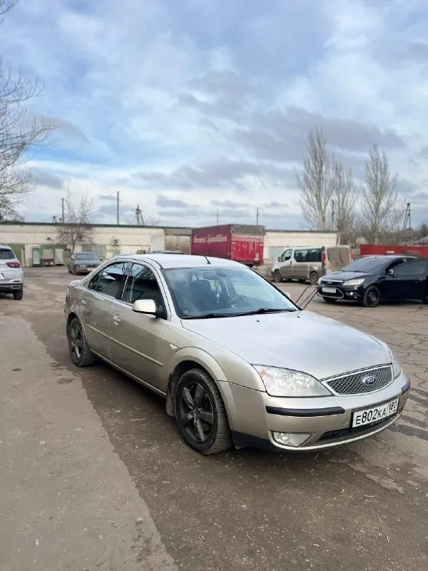 Продам ford mondeo
2.0 (150Лс), механика
Год 2005
Пробег 240к
Комплектация chia:
Климат
Подогрев лобового стекла
Пологрев заднего стекла
Датчик дождя
Датчик света
4 Эл стеклоподъемника
Музыка sony (играет хорошо)
Машина в хорошем состоянии, владею год, до меня был хозяин с салона. Ходовка взбитая, ничего не стучит, новое сцепление с выжимным, маховик после ремонта. Климат летом был заправлен, дует лучше холодильника, печка греет, фары светят. Машина не новая, есть жизненные недостатки, ничего критического. Есть сигнализация, так же 2 ключа от машины.
Собственник
Цена 500тыс, торг присутствует.
+7 949 369 6113
📞 Звоните: +7(949)3696113 - фотография - 2