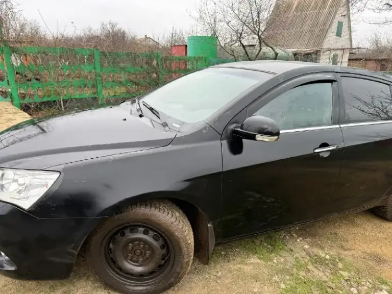 Geely emgrand 7 rv 2013г, куплена в салоне в 2014, 1.5 l, газ/бензин. Пробег 40 000тыс.
Машина в хорошем состоянии, в одних руках с момента покупки!
Кондиционер работает, двигатель бодрый (масло не ест), коробка мягкая(механика), салон в хорошем состоянии, в машине не курили.
Обслужено и настроено!
Пробег родной, готов к осмотру на сто!
Центральный замок, 2 комплекта ключей, один хозяин по птс, машина местная.
Машина полностью обслужена.
Цена: 650 000р торг реальному покупателю у капота!
Сергей 7 949 423 07 11
📞 Звоните: +7(949)4230711 - фотография - 1