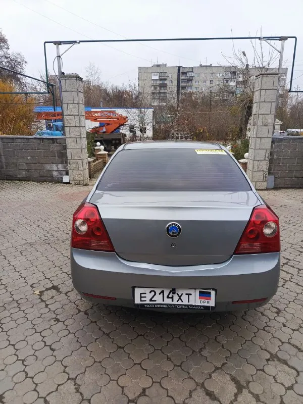 Продам geely mk 1.6 бензин/газ(таблетка) 2008 года, пробег 75000. 2 владельца, у первого хозяина приобреталась на пробеге 10000км. В основном трассовая эксплуатация. Коробка переключает плавно, мотор надежный, неприхотливый, работает хорошо. В обслуживании недорогой авто. На r15 дисках. Комплектация :
Кожанный салон
Кондиционер ( заправлен работает отлично ) люк(работает в двух положениях)
4 Автоматических электростеклоподъемника с доводчиками
2Din android магнитола teyes.
Дорогая линзованная билэд оптика
Автомобиль юридически чист, на рф учёте вы будете первым владельцем.
Цена 420000рублей
Город горловка
📲 Tg: @gorlovskyy95
📞 +79493669137
📲 Tg: @gorlovskyy
📞 Звоните: +7(949)3669137 - фотография - 2