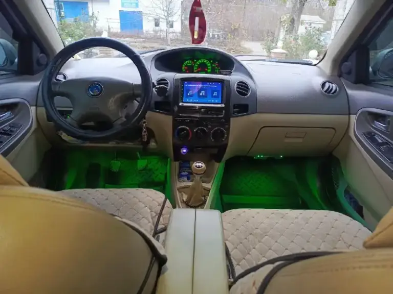 Продам geely mk 1.6 бензин/газ(таблетка) 2008 года, пробег 75000. 2 владельца, у первого хозяина приобреталась на пробеге 10000км. В основном трассовая эксплуатация. Коробка переключает плавно, мотор надежный, неприхотливый, работает хорошо. В обслуживании недорогой авто. На r15 дисках. Комплектация :
Кожанный салон
Кондиционер ( заправлен работает отлично ) люк(работает в двух положениях)
4 Автоматических электростеклоподъемника с доводчиками
2Din android магнитола teyes.
Дорогая линзованная билэд оптика
Автомобиль юридически чист, на рф учёте вы будете первым владельцем.
Цена 420000рублей
Город горловка
📲 Tg: @gorlovskyy95
📞 +79493669137
📲 Tg: @gorlovskyy
📞 Звоните: +7(949)3669137 - фотография - 9