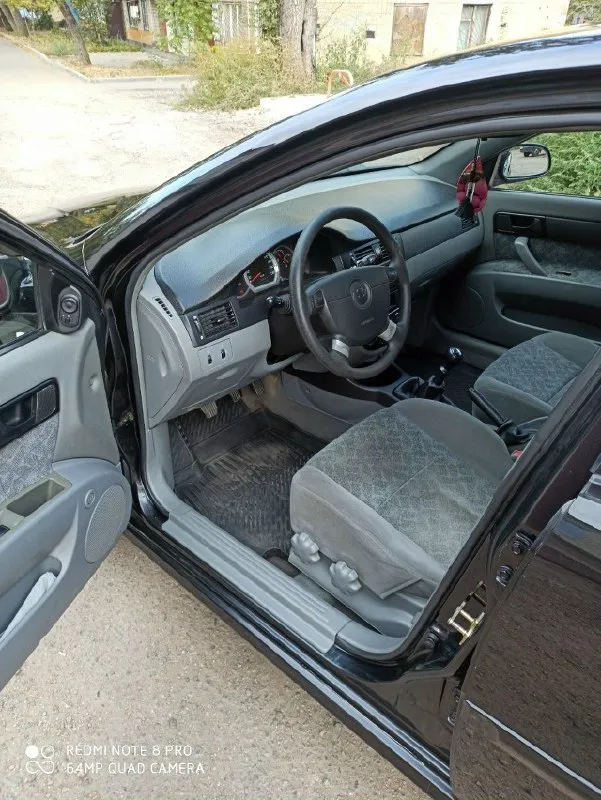 Продам chevrolet нубира 2004 года выпуска, комплектация sx, в отличном состоянии мотор 1.8 в комплектации с гур, кондиционер, передние стеклоподъемники, пробег 156,полностью обслужена, два комплекта резины, цена 520 торг, +79494182794
📞 Звоните: +7(949)4182794 - фотография - 8