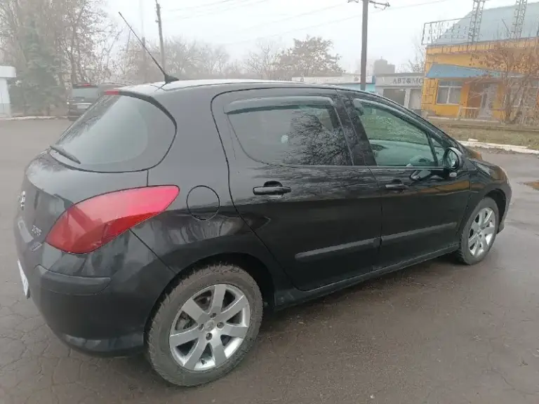 Цена 540.000тыс. Руб торг!!! Продом peugeot 308 год 2010 мотор 1.6 бензин акпп- автомат пробег 180.000тыс автомобиль в хорошем техническом состояние а так же и по кузову. В хорошей комплектации:двухзонный климат-контроль(рабочий), полный эл пакет, эл зеркала с подогревом, эл стеклоподъемники, датчик света, датчик дождя. Abs, airbag, esp, подогрев передних сидений, подогрев заднего стекла, полный борт компьютер. , сервисные книжки. Расход очень приятный. На хорошей зимней резине! По документам полный порядок, рф учёт переоформление без проблем! Автомобиль находится в городе донецк в центре. Цена 540.000 тыс. Руб торг !!! Возможна продажа в кредит. По всем интересующим вопросам звоните :+79490510616
📞 Звоните: +7(949)0510616 - фотография - 3