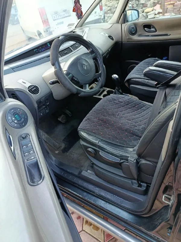 Renault espace 2.2 ат, дизель год 2004, пробег 245 тысяч, три ключа все книги машину пригнали с германии. Машину полностью обслужил есть все чеки. Есть второй мотор рабочий в запасе и многое чего покупал как донор на запчасти. Зимние калеса тоже есть на дисках. Цена 550тысяч рублей срочно, +79202179035 вацап телеграм +79495861645 <александр. Пролетарский р-н ул федосеева дом 59.+79493313074. - фотография - 8
