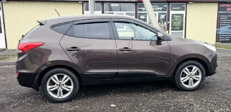 🚗Срочно торг
🚘Хендай ix 35
⚙️Двигатель: 2.0л
⛽️Вид топлива бензин
📦Кпп: автомат
🗺️Пробег:157000км
⚙️Привод: полный
📅Год выпуска:  2013
💴Цена: 1м200тр
Автомобиль идеал
Зелёная авто тека🦚🦚🦚 состоянии не бита не крашена 100% вложений не требует
Объем двигателя 2.0
Богатая комплектация
-Кожаный слон
-Камера задниговида вида
•Усилитель руля
• 2 Выхох зоныый клима
•4 Эл стеклоподъёмника
•Подогревы сидений
•Мультимедиа usb aux
• Безопасность (airbag) abs esp
•Эл регулировка зеркал
📞 🇷🇺 Звоните: +79494660985
+79498307562
📍•Город макеевка - фотография - 5