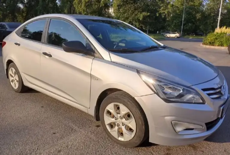 Hyundai solaris
2015
1.4 (107Л. С. )
Расход топлива 5.5-6.3/100 км
Кпп- механика.
Пробег- 175.000 км.
1 Хозяин.
Без дтп, в родном окрасе!
Не такси, не каршеринг.
Центральный замок.
Сигнализация.
Усилитель руля.
Эл. Зеркала с подогревом.
Подогрев сидений.
4 Эл. Стекла.
Кондиционер.
Мультируль.
Штатная магнитола.
Бортовой компьютер.
Птф.
Хорошая зимняя резина.
2 Комплекта ключей.
Авто без вложений!
Работает всё!
Юридически чистый!
Цена: 780.000 руб.
Тел: +79496462713 - фотография - 1