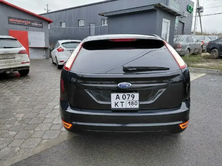 Продам ford focus 2011 год 1.6 бензин, механика 181 тысяча пробега автомобиль полностью обезшумлена стоит классная музыка (2 усилка на 2 колонки и небольшой саб). Салон без царапин и затертостей сделан свет ближний, туманки линзы би лед, заменены стекла и защищены бронепленкой. 5 тысяч назад замена помпы, роликов, ремней фирмы gates новый аккумулятор сейчас стоит новая зима шипованная, отдам еще и лето. Двигатель сухой, автомобиль полностью обслужен! Я хозяин, +7949-709-24-97 цена 800 000, автомобиль находится в г. Мариуполь
📞 Звоните: +7(949)7092497 - фотография - 8