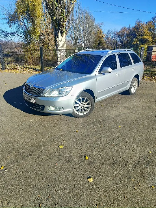 Продам skoda актавия цена 900 000 рублей 2.0 турбо дизель, 2011 год, автомат комплектация елеганс пробег 270 000 круиз, климат 2 зоный, крыша с люком, парктроник передний задний, датчик света\датчик дождя, подогрев сидений\ зеркал, комбинированный салон ( кожа, ткань) резина новая зима, ходавка поменяла, масло двигатель коробка поменяно. Ясиноватая, связь +79493101596
📞 Звоните: +7(949)3101596 - фотография - 2