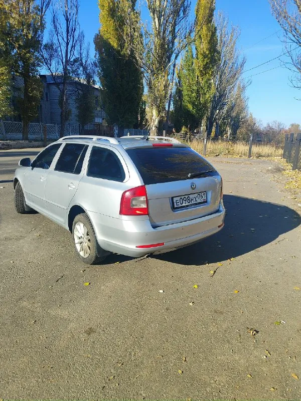 Продам skoda актавия цена 900 000 рублей 2.0 турбо дизель, 2011 год, автомат комплектация елеганс пробег 270 000 круиз, климат 2 зоный, крыша с люком, парктроник передний задний, датчик света\датчик дождя, подогрев сидений\ зеркал, комбинированный салон ( кожа, ткань) резина новая зима, ходавка поменяла, масло двигатель коробка поменяно. Ясиноватая, связь +79493101596
📞 Звоните: +7(949)3101596 - фотография - 3