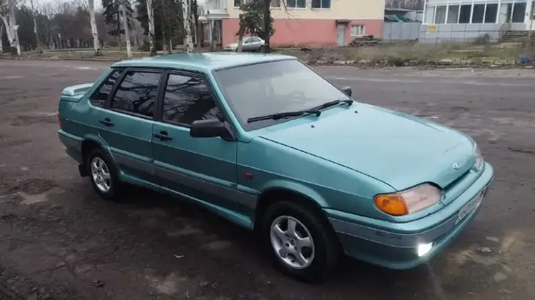 Продается автомобиль ваз 2115
Год выпуска: 2001
Пробег: 106000 км
Состояние: отличное
: 1,5
Продам свой автомобиль, я второй хозяин. Машину покупал в 2021 г. По электрике все работает. , коробка, ходовая, все в норме. Есть кондиционер, нужно только повесить навесное и проводку перебрать. Автомобиль полностью обслужил, заменил жидкости, ремень, помпу, и много что еще. Все вопросы по телефону, телеграмму.
Город донецк.
Цена: 300000 рублей
Телефон: +79493393079
📲 Tg: @angrydoc69
📞 Звоните: +7(949)3393079 - фотография - 3