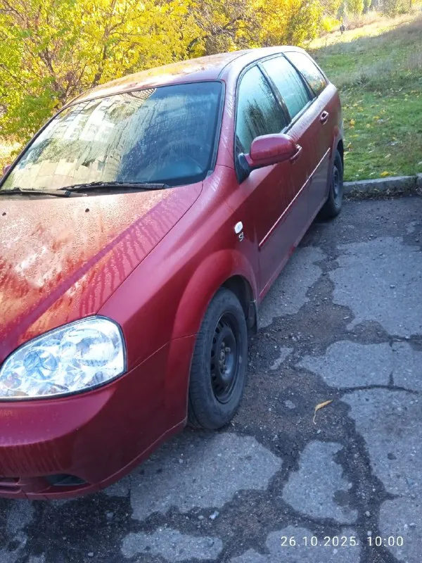 Продам авто chevrolet лачетти 2009 г. В, корейская сборка, оцинкованный кузов, газ евро4,два комплекта резины на дисках, кондиционер, авс, доводчики стекол, один хозяин с салона, оригинальный пробег, торг у капота.600 000.телефон для связи +7949-410-24-76
📞 Звоните: +7(949)4102476 - фотография - 4
