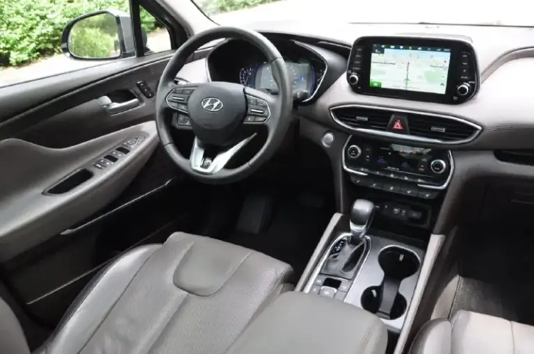 Hyundai santa fe 2018,
Двигатель 2.0 турбобензин, пробег 136т. Км. Привод полный.
Комплектация:
-Проекция лобового
- Автоматический дальный свет;
- Электроподогрев боковых зеркал;
-Обогрев руля
- Электропривод, вентиляция и подогрев передних сидений;
- Подогрев задних сидений,
-Электростеклоподъемники;
- Электропривод багажника;
- Раздельный климат-контроль;
- Камеры 360;
- Задние парктроники;
- Система предупреждения от столкновения;
- Система контроля удержания в полосе;
- Адаптивный круиз-контроль;
- Панорамная крыша;
- Перфорированная обивка сидений из натуральной кожи;
- Премиальная аудио-система infinity;
- Шторки на стеклах задних дверей;
Бережная эксплуатация. Хранение в гараже. Своевременное обслуживание.
2 900 000₽
Тел +79493641611, +79493391175
📞 Звоните: +7(949)3641611 - фотография - 6