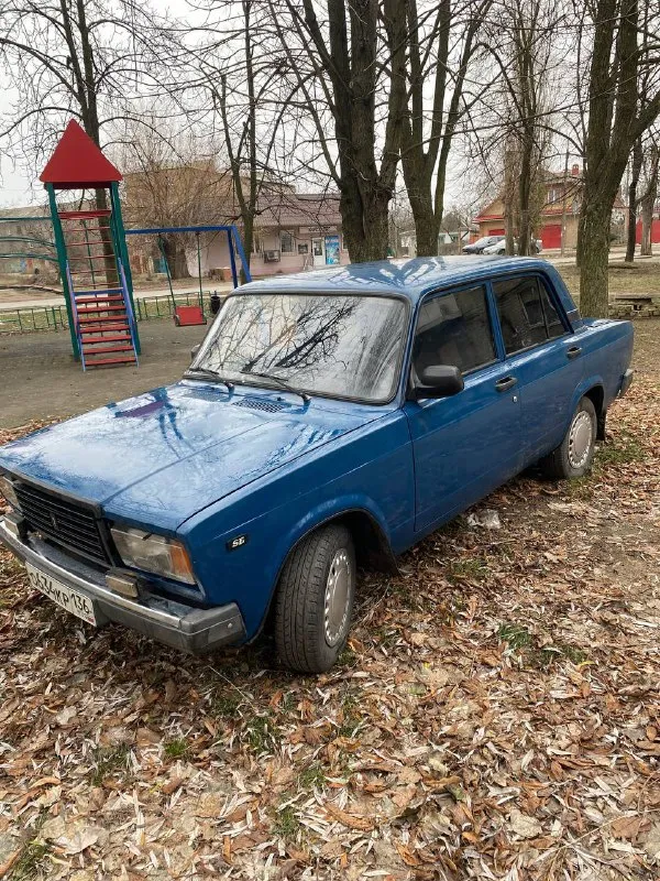 Продам 2107, 2006 года выпуска, инжектор, техническая часть на отлично, машина не гнилая, дно пороги в идеале, кузов так же ровный, есть сколы и незначительные притёртости в силу возраста. Музыка, сигнализация, двигатель работает ровно, запускается в любой мороз. Осмотр г. Донецк (донецк-сити). Цена 210.000 тысяч рублей. Торг после осмотра.

+79494410951

+79003019455 - фотография - 1