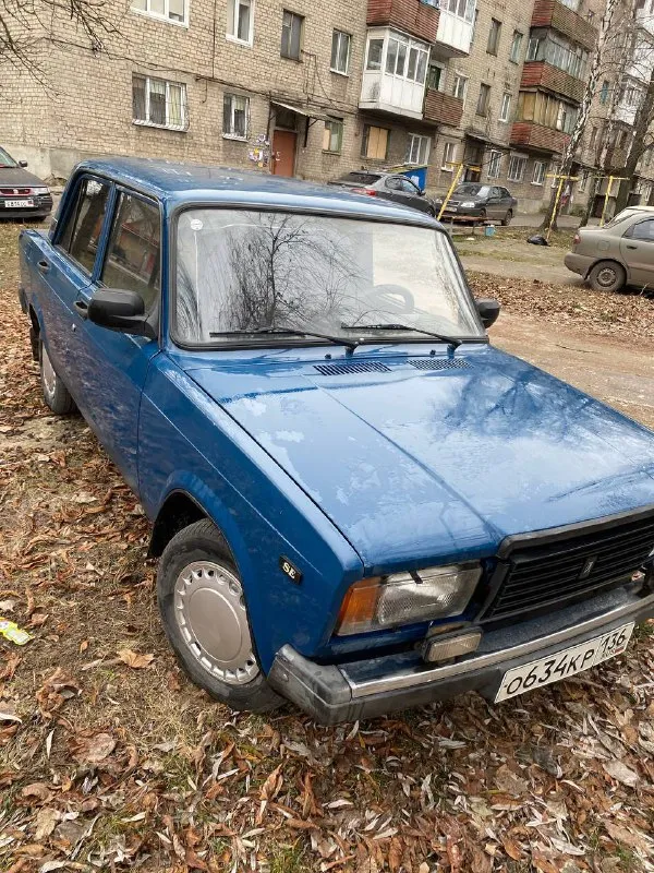 Продам 2107, 2006 года выпуска, инжектор, техническая часть на отлично, машина не гнилая, дно пороги в идеале, кузов так же ровный, есть сколы и незначительные притёртости в силу возраста. Музыка, сигнализация, двигатель работает ровно, запускается в любой мороз. Осмотр г. Донецк (донецк-сити). Цена 210.000 тысяч рублей. Торг после осмотра.

+79494410951

+79003019455 - фотография - 5