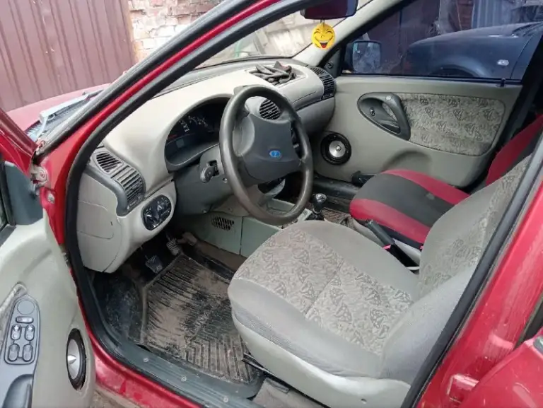 Lada kalina 2006г. 140 000 руб.   По технике в хорошем, абсолютно рабочем состоянии. По кузову и салону "не ухожена", нужно хорошо приложить руки (если нужно). Без дтп. Авто используется как техничка на сто. Регистрация постоянная днр, хозяин местный физ. Лицо. Продажа по дкп. 140 000 руб. Торг. +79495195507 - фотография - 7