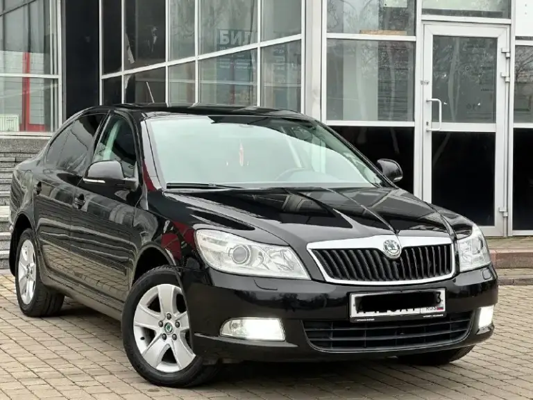 Skoda octavia a5 рестайлинг 1.8t
На обычном автомате asin!
Автомобиль в идеальном состоянии,
По другому не напишешь, так как автомобиль обслужен до мелочей абсолютно,
Двигатель 1.8t в паре с 6 ступенчатым автоматом,
Самая лучшая связка!
Год 2012г, комплектация максимальная!
Подогрев всех сидений!
Мульти руль,
Круиз контроль,
Сигнализация starlina автозапуск с ключа! Что хорошо в зимнее время))
Климат контроль,
Складывание зеркал, и многое другое!
По ходовой нечего не стучит не гремит,
Пробег родной 177тыс, км все подтверждено,
Своими словами тот кто купит останется доволен,
С документами полностью порядок!
Цена 🍋1.080тыс₽
Звоните +7949-551-68-75
📲 Tg: n.77
📞 Звоните: +7(949)5516875 - фотография - 2