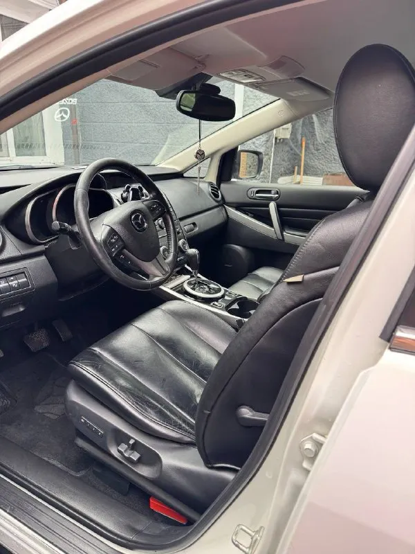В продаже mazda сх7 2010 год
2.3 (Не турбо),189 л. С. , полный привод, автомат
Машиной владею 2 года, переоформлена на 180
По технике машина обслужена, без нареканий, без вложений в ближайшей перспективе. Регулярная замена всех комплектующих и расходников (при встрече отвечу на любые вопросы).
Кузов без коррозии, салон ухоженный.
Цена: 1.100, адекватный торг адекватному покупателю
Владимир +7 (949) 364-05-00
📲 Tg: @docaac
📞 Звоните: +7(949)3640500 - фотография - 4