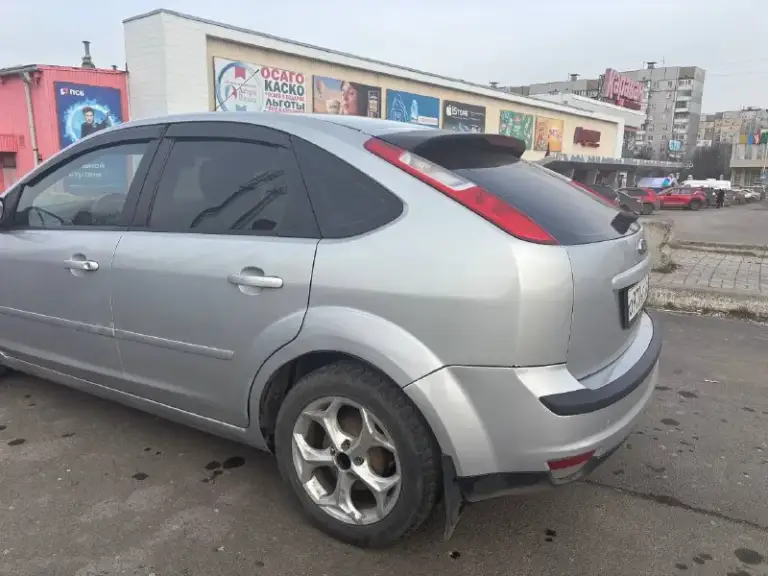 В продаже «ford focus 2» 2006 года выпуска

Машина простая, понятная и честная — без сюрпризов. Каждый день ездит, не подводит, заводится без проблем в любую погоду. Все работает как часы, салон аккуратный, без лишних запахов.
Обслуживалась вовремя, на машине не экономили.
Документы в порядке, без ограничений.

Цена: 490т
Детальная информация по телефону 📲 +79495338681 - фотография - 4