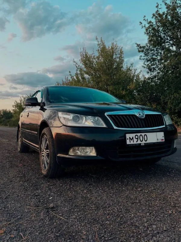 Продаю бодрый и быстрый автомобиль
Skoda октавия 1.8 турбо (160 л. С. ) 2009г, в хорошем состоянии. Своевременно обслуживал, денег не жалел, при мне много чего было поменяно. Зеленая автотека, штрафов, запретов нет. Авто не прошивалось.
Хорошая комплектация: салон кожа, двухзонный климат контроль, круиз контроль, 4 эсп, датчик дождя/света, складывание зеркал, обогрев зеркал, парктроники, холодильник в бардачке, хорошая мультимедиа teyes cc3l, отличные кубические светодиодные led фары проекционного типа, в круг зашумлена, хорошая музыка, салон кожаный.
Поставил липучки, откатал сезон. Пробег родной 207.000
Если что то интересует, звоните или пишите, расскажу. Г. Донецк
Обмен не предлагать.
Цена 700 т. Р
+79498182909
Тг a_sanchik
📲 Tg: @a_sanchik1
📞 Звоните: +7(949)8182909 - фотография - 2