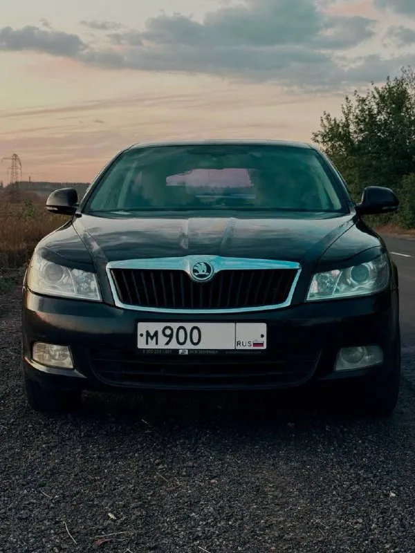 Продаю бодрый и быстрый автомобиль
Skoda октавия 1.8 турбо (160 л. С. ) 2009г, в хорошем состоянии. Своевременно обслуживал, денег не жалел, при мне много чего было поменяно. Зеленая автотека, штрафов, запретов нет. Авто не прошивалось.
Хорошая комплектация: салон кожа, двухзонный климат контроль, круиз контроль, 4 эсп, датчик дождя/света, складывание зеркал, обогрев зеркал, парктроники, холодильник в бардачке, хорошая мультимедиа teyes cc3l, отличные кубические светодиодные led фары проекционного типа, в круг зашумлена, хорошая музыка, салон кожаный.
Поставил липучки, откатал сезон. Пробег родной 207.000
Если что то интересует, звоните или пишите, расскажу. Г. Донецк
Обмен не предлагать.
Цена 700 т. Р
+79498182909
Тг a_sanchik
📲 Tg: @a_sanchik1
📞 Звоните: +7(949)8182909 - фотография - 3
