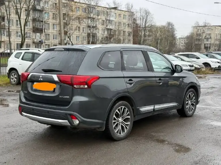 Всем привет! В продаже mitsubishi outlander, 2.0 л, 146 л. С. , 2016 года. Пробег 198 081 км.
Машина была в одних руках всё время. Покупалась компанией для перевозки директора, ездил на ней взрослый мужчина очень аккуратно, по салону видно. В авариях не участвовала. Единственное, дилеры меняли переднюю дверь водителя: в неё ударилось колесо, которое слетело с авто. Официалы поменяли дверь полностью.
По технике в отличном состоянии, обслуживалась как надо. Есть незначительные коцки по кузову, а так в отличном состоянии, делать ничего не надо, сел и поехал. Покупала девушка себе, но ей большая. .. Обмен возможен, цена на обмен выше. А за деньги 1.4 млн.
Тг. И ватцап.89595932537
Авто в лнр
📞 Звоните: +7(959)5932537 - фотография - 3