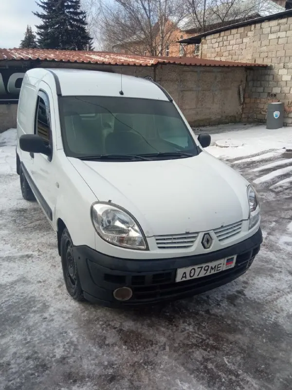Срочно!!! Продам renault kangoo, 2008 года. Дизель 1,9, механика, грузовой фургон.
Машина в хорошем техническом состоянии, работает каждый день. На данный момент делать ничего не нужно. Обслуживалась своевременно на сто. Документы в порядке. Пробег: 220 тыс.
Цена: 420 тыс (торг)
Все вопросы по телефону: +79493219112 или +79494811951 - фотография - 4