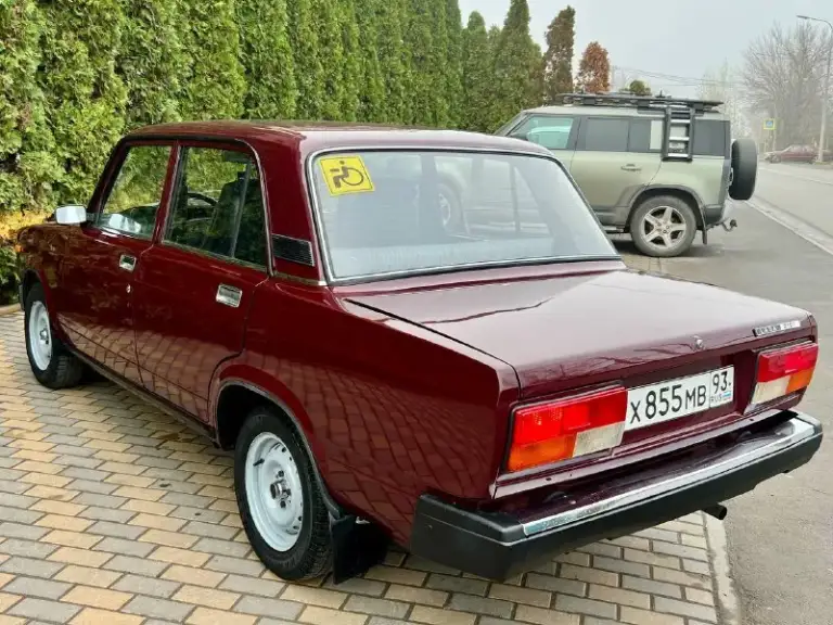 ✅Продам ваз 2107
Год выпуска 2005
1 Владелец
Автотека зеленая 🌿
✅65 Тысячи пробега
Коробка передач 5 ступка
По тех части без нареканий
По кузову в идеальном состоянии
Без рыжиков вмятин царапин
Дно пороги целые не вареные
По документам полный порядок
Видео обзор по запросу
Все вопросы по телефону
Писать звонить в любое время
📱Номер для связи
📱Телеграмм
💰Цена автомобиля 255.000 тысяч - фотография - 4