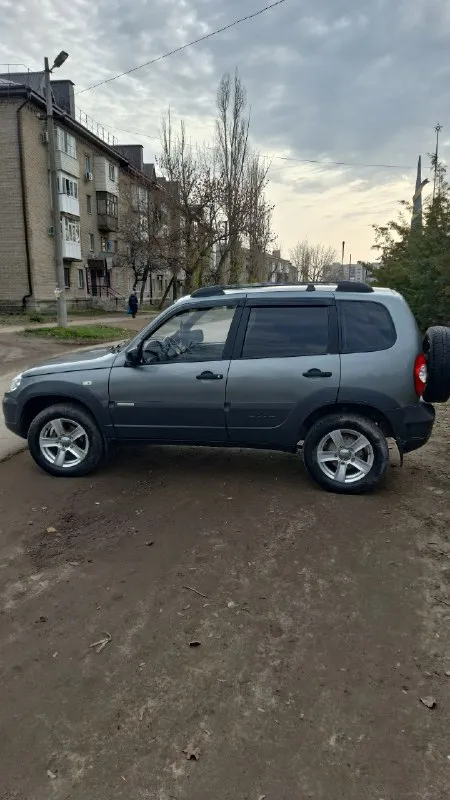Впродаже
Niva chevrolet:
В отлично состояние. Конец 2013 года. В ремонте не нуждается, даже в мелком. Из не давнего была замена расходников (масла, фильтра, антифриз), ходовая на 5 с жирным +. По электрике все работает до лампочки. Силовые части все целые в сварке не нуждается в дтп не была. Двигатель, расдатка, кпп все работает, как и должно - не подтекает не выбивает.
Собственик я второй хозяин. По документам не каких изьянов не имеется цена - 730 торг в приделе разумного
Г. Краснодон
Тел: +7 (959) 248 24 63
📞 Звоните: +7(959)2482463 - фотография - 5