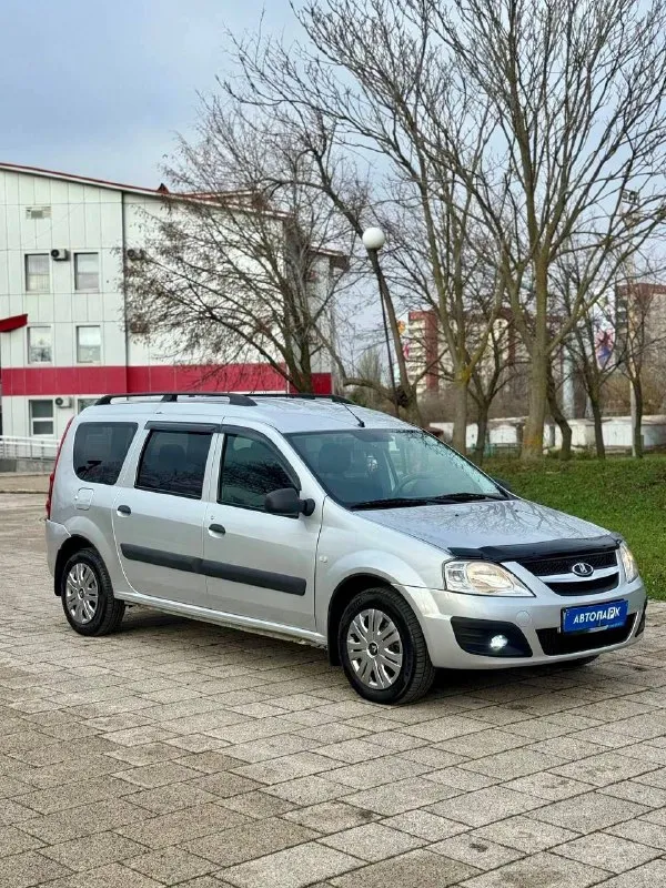 🇷🇺 Lada largus

💰Цена: 750 000р
🏢Город: мариуполь
📅Год выпуска: 2016
🧾Пробег: 162 816км.
⚙️Двигатель: 1.6 8v
⛽Топливо: бензин
⚙️Кпп: механика

📞 Телефон:

+7-949-727-41-51
+7-989-263-55-56
+7-949-551-91-52

💾 Описание:

Очень надежный, экономичный и дешёвый в обслуживании автомобиль, с вместительным кузовом.

✅ 3 Владельца, птс оригинал
✅ Оцинкованный кузов
✅ Оригинальный пробег
✅ Техническая часть на 5+
✅ Родная краска
(2 Косметических окраса)

Комплектация:
Центральный замок, кондиционер, сигнализация, abs, подушка безопасности, подогрев сидений, хорошая летняя резина, два комплекта ключей, лед птф, дополнительные задние фонари, фаркоп, android магнитола.

Улица шевченко 269

🏦 Возможна продажа в кредит по двум документам. - фотография - 3