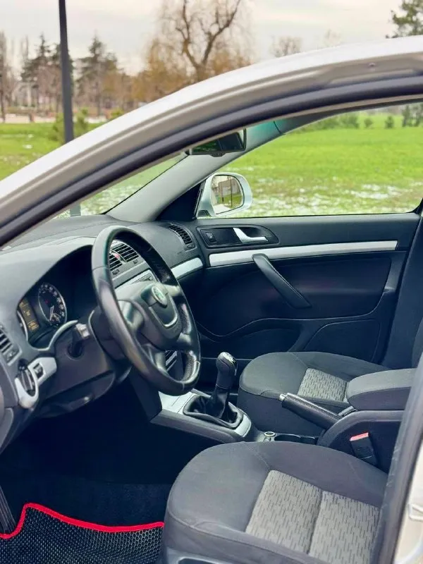 🇨🇿 Skoda octavia a5

💰Цена: 950 000р
🏢Город: мариуполь
📅Год выпуска: 2011
🧾Пробег: 209 900км.
⚙️Двигатель: 1.6
⛽Топливо: бензин
⚙️Кпп: механика

📞 Телефон:

+7-949-551-91-52
+7-949-727-41-51
+7-989-263-55-56

💾 Описание: - фотография - 7