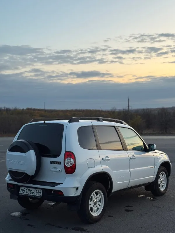 Продам chevrolet niva 4x4
Год выпуска 2017
Двигатель 1.7
Оригинальный пробег 112.000 тысяч
Машина в отличном состоянии. Ходовая без посторонних звуков, стоят нерегулируемые ступицы с подшипниками ивеко. Двигатель масло не расходует. Раздатка, мосты все в полном порядке. Коробка переключает плавно. Салон в отличном состоянии. Кузов без дтп, стекла в круг завод. Максимальная комплектация:кондиционер, гур, авs, подогрев сидений, линзованная оптика, полный обогрев лобового, сигнализация с автозапуском и т. Д. Документы в полном порядке. Есть газ. Остальные вопросы по телефону.
Цена 805.000 торг
+79595840108 Телеграмм
📞 Звоните: +7(959)5840108 - фотография - 5