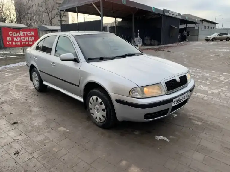 Skoda octavia 1.9 dti
Год 2006
Авто в хорошем состоянии
По факту два хозяина была в одной семье
Двигатель работает хорошо масло не ест
Движок сухой
Ходовка только после ремонта много чего поменял
Кузов почти весь в заводском окрасе
Есть комплект зимы шиповка
Пробег 237т
Остальные вопросы по телефону пишите
Г. Мариуполь
Цена 570т
+79895279194 - фотография - 2