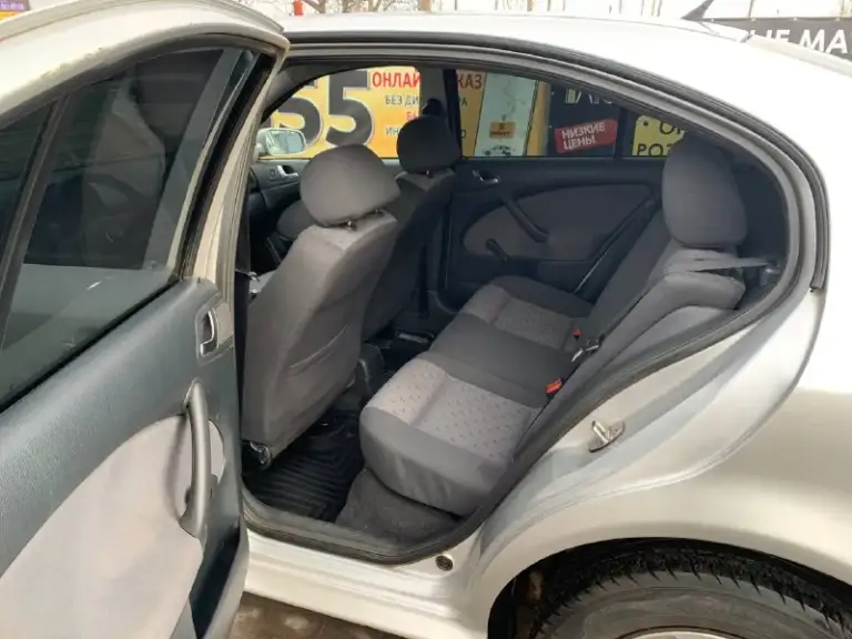 Skoda octavia 1.9 dti
Год 2006
Авто в хорошем состоянии
По факту два хозяина была в одной семье
Двигатель работает хорошо масло не ест
Движок сухой
Ходовка только после ремонта много чего поменял
Кузов почти весь в заводском окрасе
Есть комплект зимы шиповка
Пробег 237т
Остальные вопросы по телефону пишите
Г. Мариуполь
Цена 570т
+79895279194 - фотография - 6
