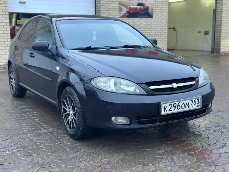 Продам chevrolet lacetti
Объем 1.6
Год выпуска 2007
Пробег 193000
В идеальном состоянии, без рыжиков, вмятин, царапин, двигатель работает идеально, не дымит, не троит, масло не ест,
Коробка переключается без хрустов, не выбивает, кондиционер заправлен работает,
Цена 495 000
Остальные вопросы по телефону
+79493943583 - фотография - 3