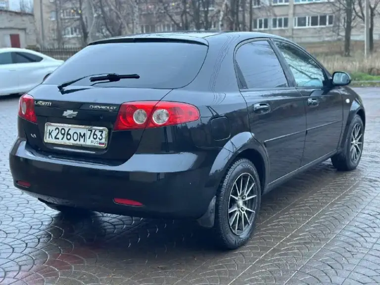Продам chevrolet lacetti
Объем 1.6
Год выпуска 2007
Пробег 193000
В идеальном состоянии, без рыжиков, вмятин, царапин, двигатель работает идеально, не дымит, не троит, масло не ест,
Коробка переключается без хрустов, не выбивает, кондиционер заправлен работает,
Цена 495 000
Остальные вопросы по телефону
+79493943583 - фотография - 5
