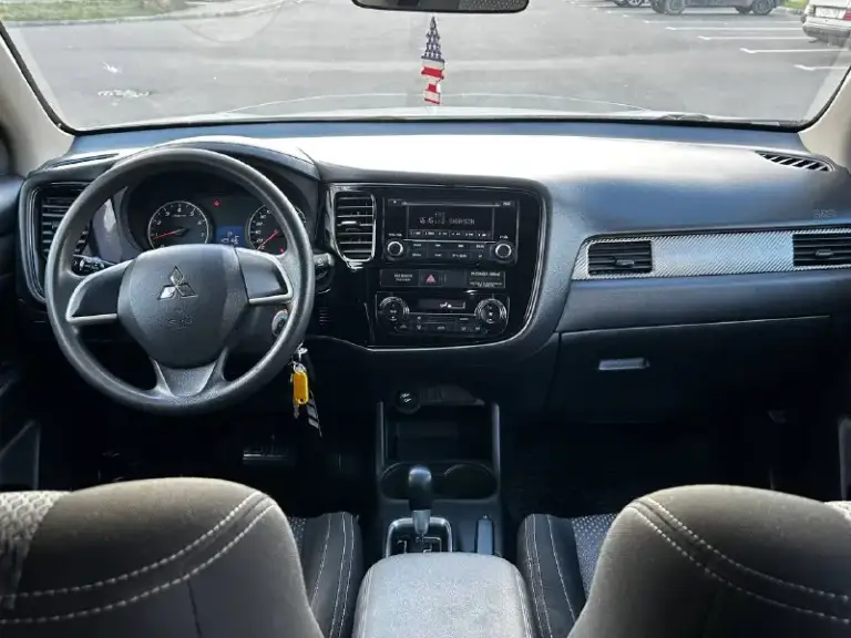 Mitsubishi outlander 2016 2.0 at
-Коробка автомат
-Пробег 127000
-Цена: 1.580000₽
-Мариуполь
-Тел: +79495877152

Автомобиль в отличном состоянии. Реальный не скрученный пробег, кузов без дефектов. Двигатель работает идеально, коробка переключается плавно без пинков, ходовая часть без нареканий. Климат-контроль, круиз-контроль, подогрев сидений, диодная оптика, литые диски, новая зимняя резина липучка, два ключа, автозапуск. Без вложений, звоните! - фотография - 6
