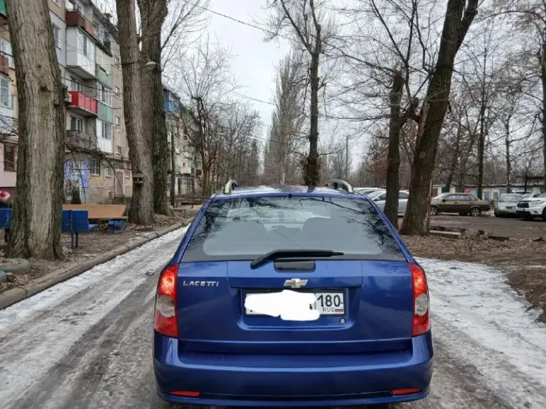 Продам chevrolet лачетти 2011год собственник один хозяин покупал новую машина как новая не бита не крашена родной пробег 76 тысяч прошла обслужил полностью ремни ролики помпу масла фильтра все что нужно было обслужил автомобиль обработан оцинкован полная комплектация кондиционер дует отлично 👍 достойная машина кто хочет хороший автомобиль это то что надо +79490871724 цена 580 тысяч
📞 Звоните: +7(949)0871724 - фотография - 3