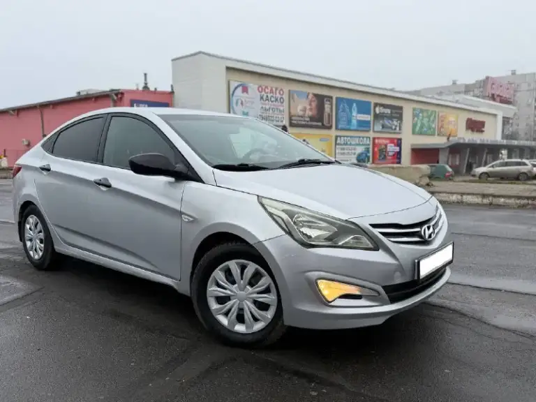Hyundai solaris 2015 года(рестайлинг) 1.6 бензин(газ пропан)механическая коробка передач.2 собственника пробег — 181 000 км. Автомобиль в хорошем состоянии: двигатель работает ровно, без посторонних шумов и ошибок, коробка передач переключается, ходовая часть без стуков. Все стекла оригинальные, включая лобовое. Кузов без следов коррозии, полный комплект ключей, камера заднего вида(есть летняя резина)документы в полном порядке. По запросу предоставим полный видеообзор с замерами лакокрасочного покрытия. Цена: 770 000 рублей. Город: донецк. Телефон для связи:
+7 (949) 371-08-26(Telegram на номере)
📞 Звоните: +7(949)3710826 - фотография - 2