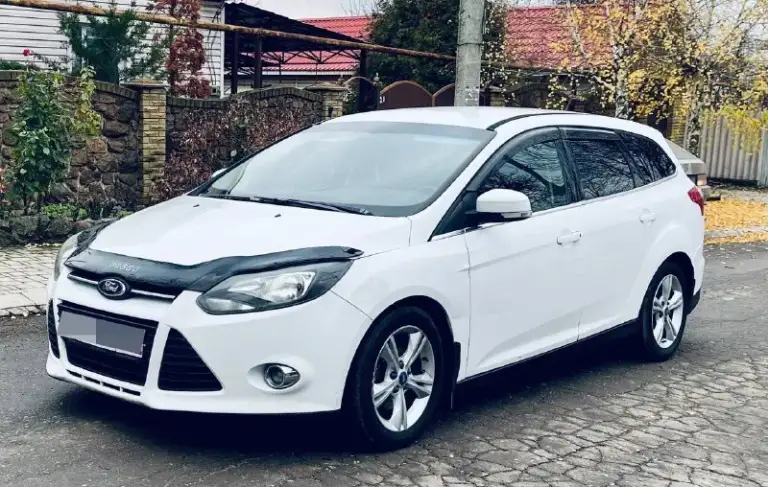 Продам автомобиль ford focus 3 (рестайлинг) 2012год 2.0 бенз. Автомобиль в отличном состоянии(сел и поехал). Работает отлично масло не есть, не дымит, не троит. Коробка работает ровно без тычков и пинков. Побег 215.ооокм. Кузов в отличном состоянии без рыжиков и ржавчин. По ходовой нареканий нет. Автомобиль полностью обслужен.
Цена:780.ооо₽ торг уместен.
Проверка на любом вашем сто. Возможен обмен.
📞+7(949)-505-96-96📞
📞 Звоните: +7(949)5059696 - фотография - 2