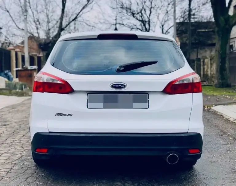 Продам автомобиль ford focus 3 (рестайлинг) 2012год 2.0 бенз. Автомобиль в отличном состоянии(сел и поехал). Работает отлично масло не есть, не дымит, не троит. Коробка работает ровно без тычков и пинков. Побег 215.ооокм. Кузов в отличном состоянии без рыжиков и ржавчин. По ходовой нареканий нет. Автомобиль полностью обслужен.
Цена:780.ооо₽ торг уместен.
Проверка на любом вашем сто. Возможен обмен.
📞+7(949)-505-96-96📞
📞 Звоните: +7(949)5059696 - фотография - 6