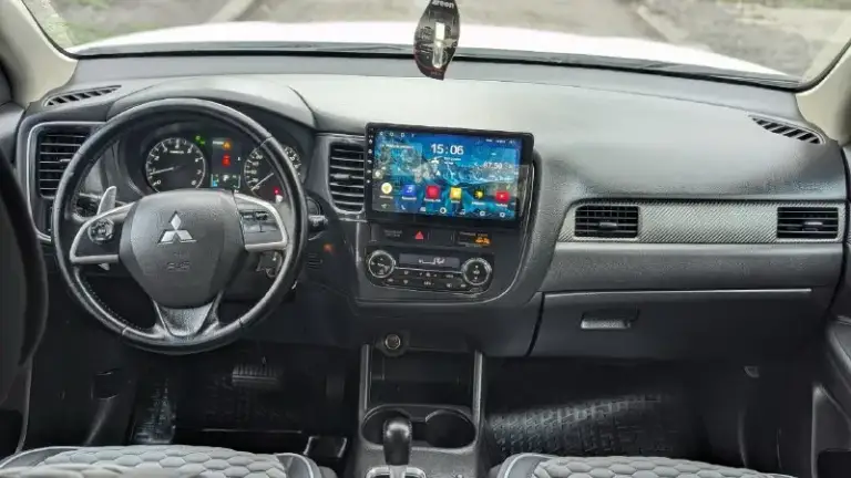 📢 Продам mitsubishi outlander ресталинг в идеальном состоянии можно и вкредит 💥💥 🔹год 2014 🔹двигатель 2.0л бенз. 🔹коробка: автомат 🔹привод :полный 🔹учёт рф любое оформление цена 1м.150тр торг звоните 🔹авто в хорошем состоянии не бита 100% ходовка супер двигатель и кпп работают отлично, кузов в идеальном состоянии, музыка, дачики мертвых зон камера задниго вида, дачик света, дачик дождя, сигнализация, эл стеклоподъёмники подогрев сидения 2х зоный климат резина хорошая т. Д 🔹телефон :+79490030135(телеграм +79497396813) (вацап +380714978907
📞 Звоните: +7(949)0030135 - фотография - 6