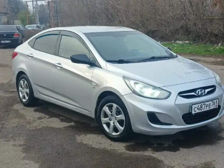 Продам solaris 2012 год 1.6 механика авто без дтп без гнили без ржавчины в отличнейшем состояние пробег 226700 родной 100000% один хозяин в такси не работала мотор коробка ходовая в идеале цена 735.000рублей макеевка +79495039504
📞 Звоните: +7(949)5039504 - фотография - 8