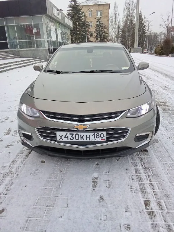 Chevrolet malibu, 2017, (вин: 2018), 1,5,160 л. С. Автомат. Пробег 170000 км. В отличном состоянии. Авто на новой зимней резине. (новая летняя резина в комплекте). Неплохая комплектация: бесключевой доступ, кнопка старт-стоп, система старт-стоп, автозавод с ключа, люк (панорама), магнитола с car play, камера заднего вида, круиз-контроль, led лампы в фарах, хороший видеорегистратор с 3 камерами( перед, зад, салон), и. Т. Д. Все стекла заводские, включая лобовое. Ходовая, двигатель-отлично. 2 владельца. Штрафов, ограничений нет. Собственник. 1330000 рублей. +79493043638; +79495966461 - фотография - 5