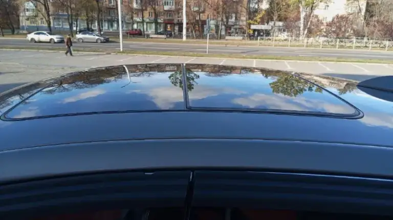 Chevrolet malibu, 2017, (вин: 2018), 1,5,160 л. С. Автомат. Пробег 170000 км. В отличном состоянии. Авто на новой зимней резине. (новая летняя резина в комплекте). Неплохая комплектация: бесключевой доступ, кнопка старт-стоп, система старт-стоп, автозавод с ключа, люк (панорама), магнитола с car play, камера заднего вида, круиз-контроль, led лампы в фарах, хороший видеорегистратор с 3 камерами( перед, зад, салон), и. Т. Д. Все стекла заводские, включая лобовое. Ходовая, двигатель-отлично. 2 владельца. Штрафов, ограничений нет. Собственник. 1330000 рублей. +79493043638; +79495966461 - фотография - 9