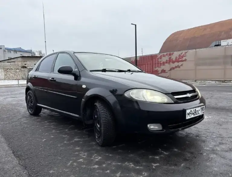 Chevrolet lacetti 1.6 ат

Цена: 520 000
Город: донецк
Год выпуска: 2007
Пробег: 147 000км
Двигатель: 1.6
Топливо: бензин
Кпп: автомат
Собственник: да
Телефон: +79493084655 (тг на этом же номере, могут быть проблемы со связью)

Техническое состояние отличное.
Днище и пороги -🔥🔥🔥
4 Эсп.
Кондиционер.
Парктроники.
Шумоизоляция дверей.
Магнитола с bluetooth
2 Комплекта резины на дисках. - фотография - 2