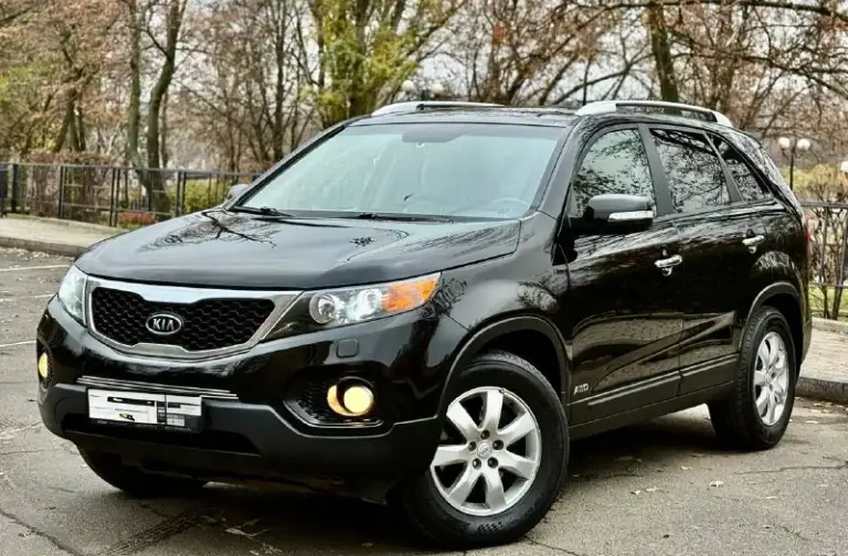 Kia sorento 2011 год эксп, 2.4 бензин 4wd, 178 тыс км пробег, автомобиль в отличном состоянии! Без рыжиков и ржавчины, двигатель ходовая полный привод в безупречном состоянии! Салон ухоженный! Комплектация полный жир, есть все для комфортной езды! Два комплекта ключей полный пакет документов любое оформление! Срочно все вопросы по телефону звонить в любое время! Цена из за срочности! 1 150 000 тыс руб, +7949-612-37-14
+7949-840-60-88
📞 Звоните: +7(949)6123714 - фотография - 1
