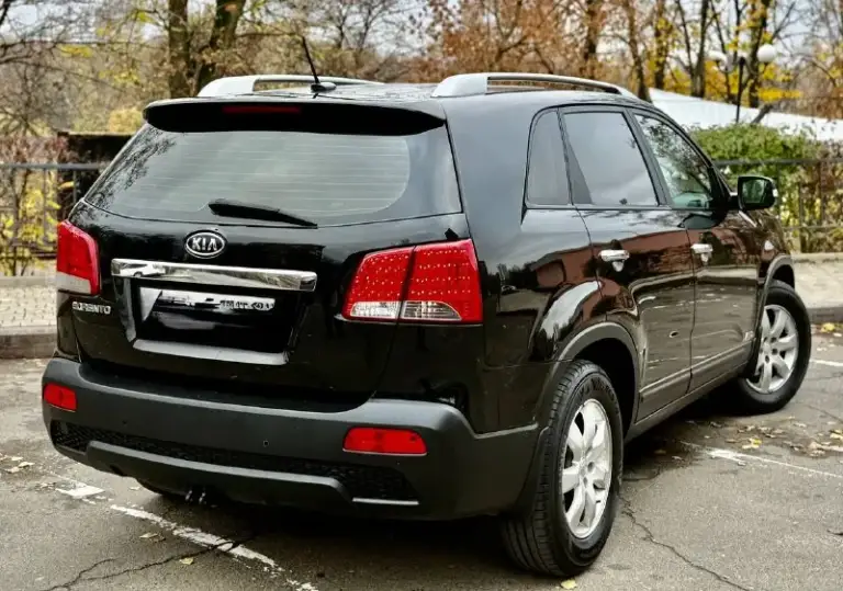 Kia sorento 2011 год эксп, 2.4 бензин 4wd, 178 тыс км пробег, автомобиль в отличном состоянии! Без рыжиков и ржавчины, двигатель ходовая полный привод в безупречном состоянии! Салон ухоженный! Комплектация полный жир, есть все для комфортной езды! Два комплекта ключей полный пакет документов любое оформление! Срочно все вопросы по телефону звонить в любое время! Цена из за срочности! 1 150 000 тыс руб, +7949-612-37-14
+7949-840-60-88
📞 Звоните: +7(949)6123714 - фотография - 2