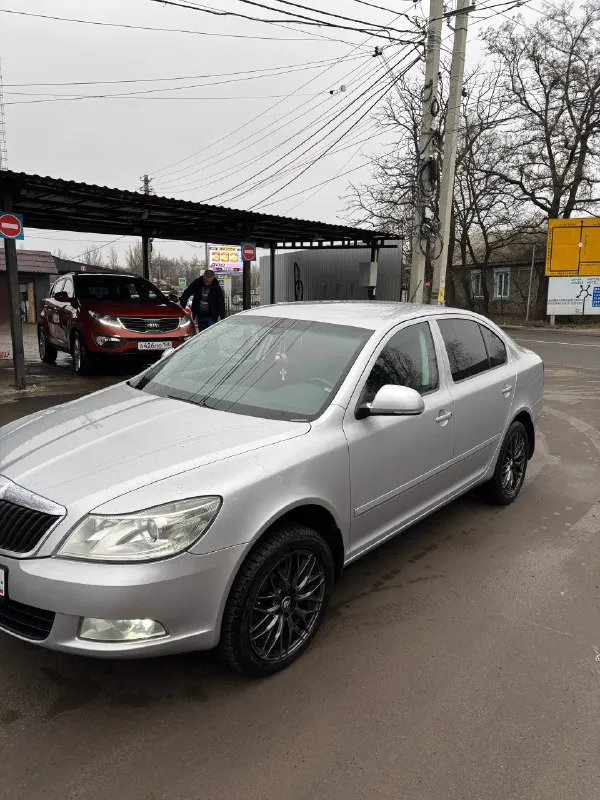Skoda octavia a5 2012 рестайлинг 1.8 tsi
Пробег 185000
На обычном автомате asin
Автомобиль в хорошем состоянии
Чистая автотека
Новая зимняя резина r17 на хороших дисках
Двигатель работает отлично, не троит, не дымит, масло не расходует!
Ходовая работает отлично без лишних шумов, стуков и т. Д!
Коробка работает отлично во всех режимах
Автомобиль полностью обслужен
Климат, подогрев передних сидений, датчик дождя и света, подогрев зеркал и заднего стекла, парктроник задний.
Осмотр: донецк - горловка
Цена 1 150 000₽ торг
+79494214166
📞 Звоните: +7(949)4214166 - фотография - 2