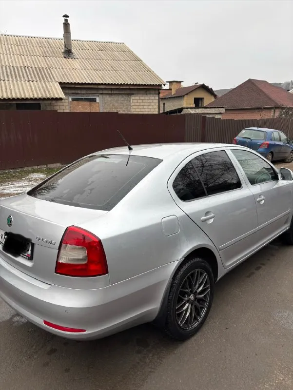 Skoda octavia a5 2012 рестайлинг 1.8 tsi
Пробег 185000
На обычном автомате asin
Автомобиль в хорошем состоянии
Чистая автотека
Новая зимняя резина r17 на хороших дисках
Двигатель работает отлично, не троит, не дымит, масло не расходует!
Ходовая работает отлично без лишних шумов, стуков и т. Д!
Коробка работает отлично во всех режимах
Автомобиль полностью обслужен
Климат, подогрев передних сидений, датчик дождя и света, подогрев зеркал и заднего стекла, парктроник задний.
Осмотр: донецк - горловка
Цена 1 150 000₽ торг
+79494214166
📞 Звоните: +7(949)4214166 - фотография - 6