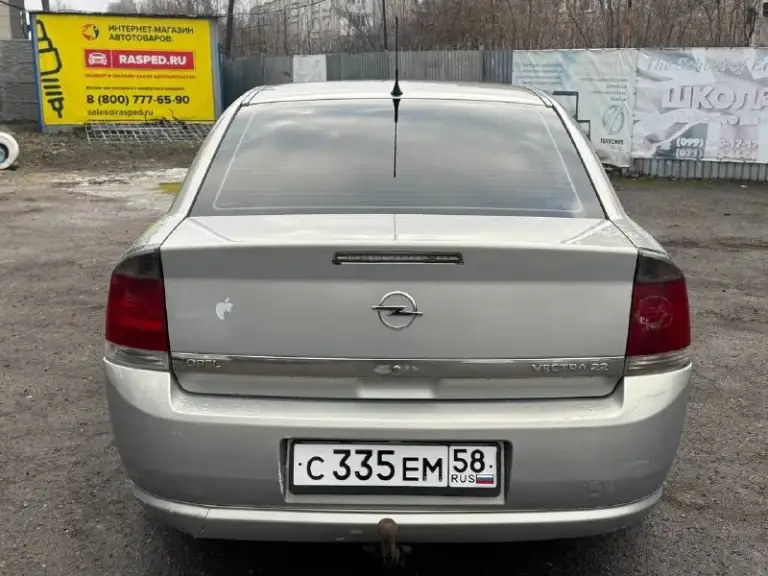 Продам срочно opel вектра с рестайлинг, 2.2 механика. Едет очень бодро хорошая комплектация: мультируль, полный электро пакет регулировка зеркал и 4 стеклоподъемника, центральный замок, хорошая музыка, подогревы сидений, двухзонный климат контроль, салон кожа состояние сидений идеальное, магнитола на андроиде, салон чистый опрятный, стоят красивые диски с хорошей зимней резиной. По машине проводилось много работ, а именно: замена сцепления, коробки, выжемного, бензонасоса, масло в двигателе меняли 2800км назад, аккумулятор новый. Остальные вопросы по +79499826202 цена 420 тысяч рублей + хороший торг.
📞 Звоните: +7(949)9826202 - фотография - 4